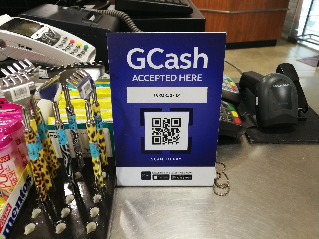 まだフィリピンで現金使ってるの 驚異の還元率10 の電子マネーgcash ダバオからお届け