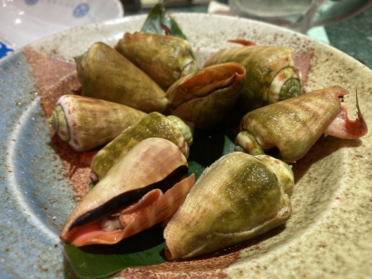 雑記 奄美大島で食べたメシ（トビンニャ、エラブチ、アバス、夜光貝