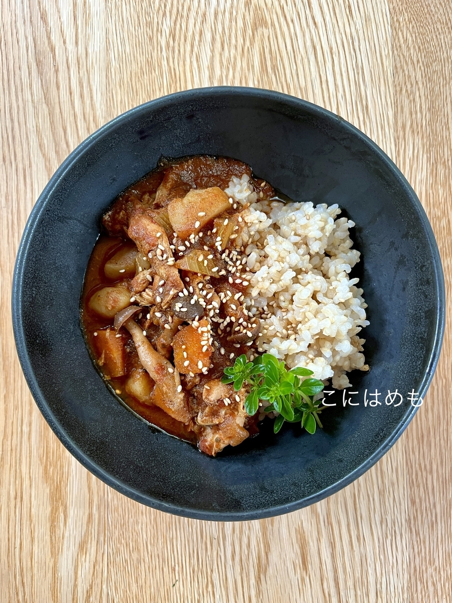 スパイスで作る！簡単「手羽元とお野菜たっぷりカレー」