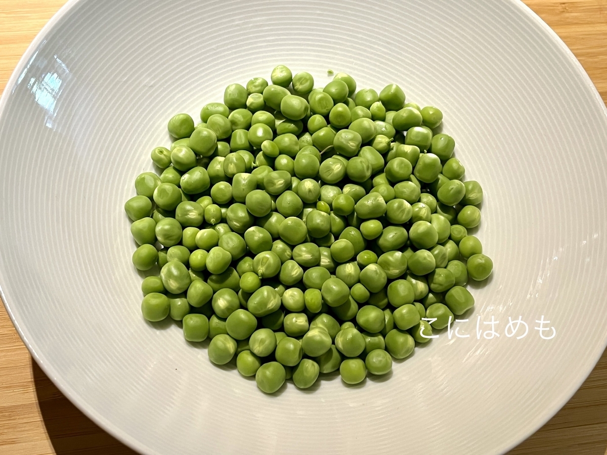 ハンガリーの「えんどう豆」Zöldborsó:ズルドボルショー。