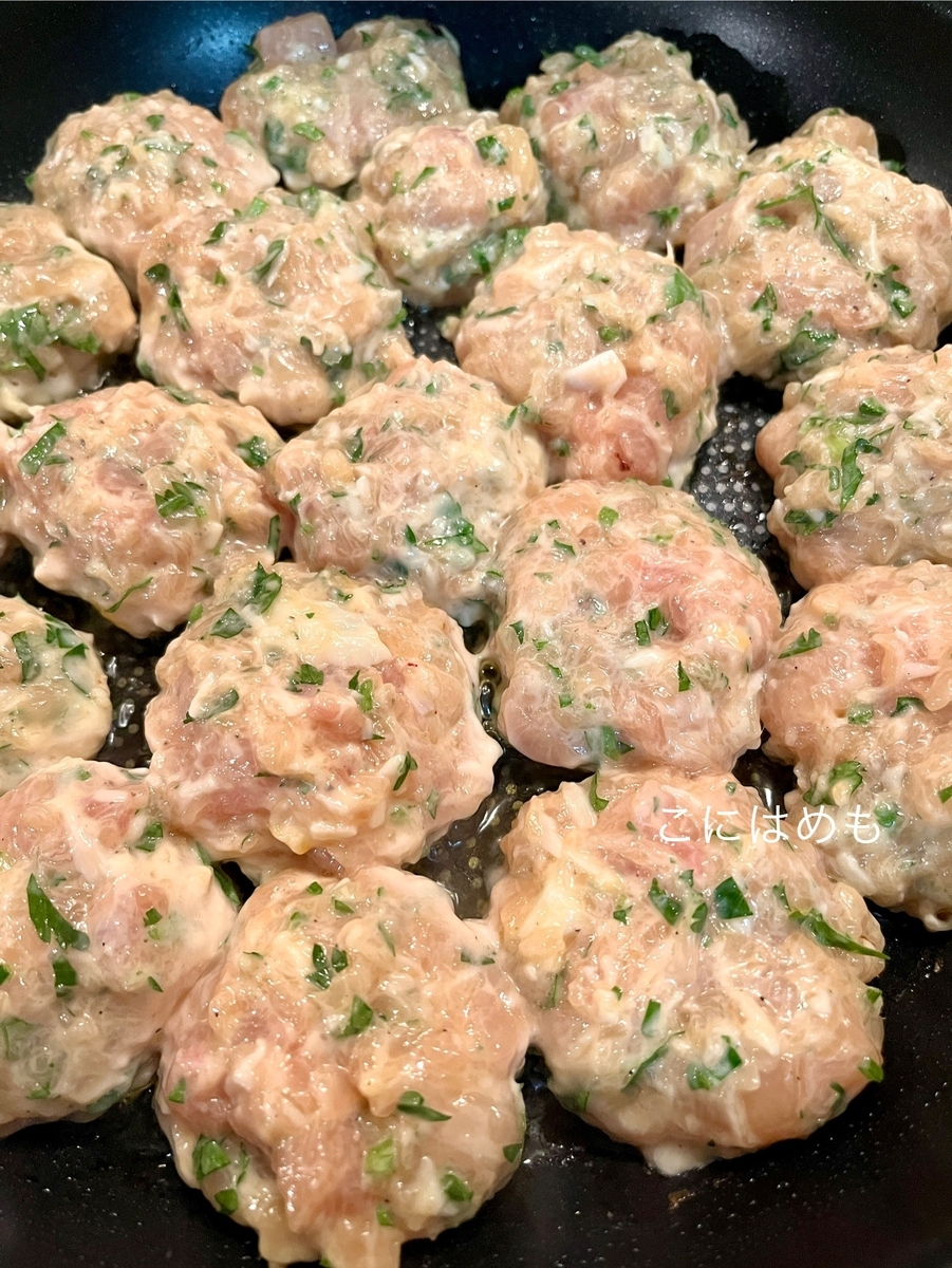揚げ焼きの「油の分量」によって、できあがりの違いとは？