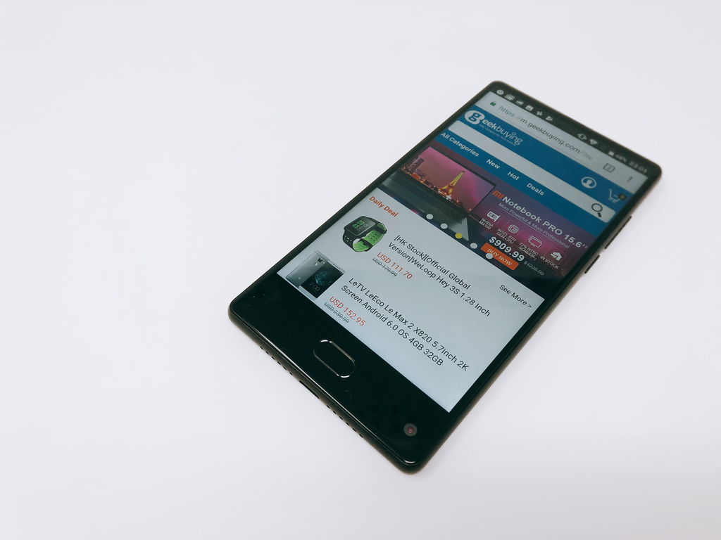 レビュー 極限まで薄くした3辺ベゼルレス6インチスマホ Maze Alpha ログ