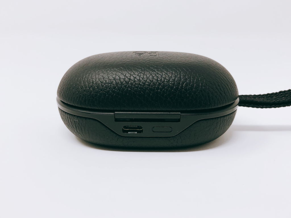 レビュー】B&O初の完全ワイヤレスイヤホン「B&O Play E8」 - +ログ