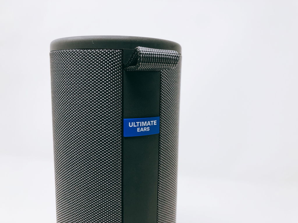 ☆☆☆高音質！360°広がるパワフルサウンド！MEGABOOM3ほぼ新品☆☆☆ 高音質！360°広がるパワフルサウンド！MEGABOOM3ほぼ新品