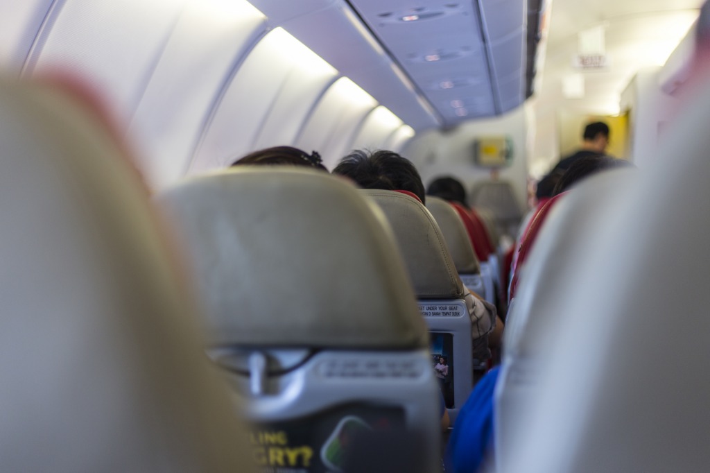 飛行機内に持ち込めるおすすめのモバイルバッテリー8選 100wh以下の条件 制限とは 国内 国際線 ログ