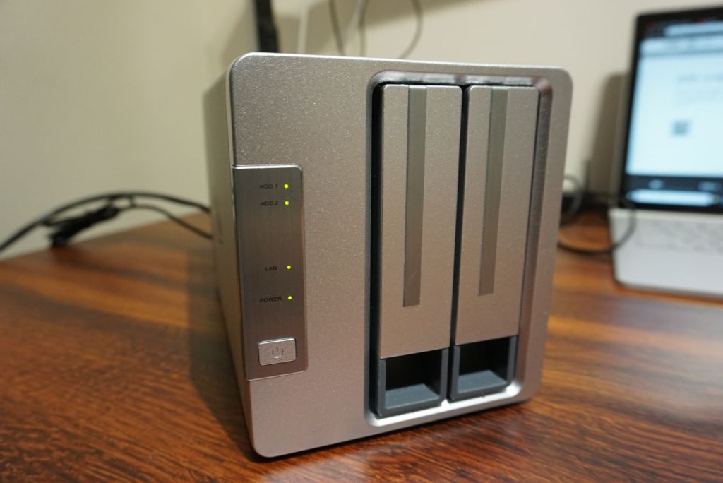 レビュー】TerraMaster F2-210 | はじめてのNASにおすすめ。設定