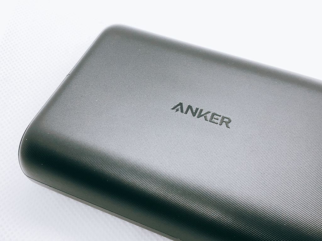 Anker PowerCore 15000 Redux レビュー】急速充電できる大容量
