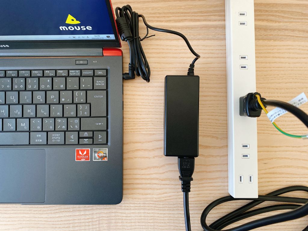 マウス mouse X4-B レビュー】軽量＆スリムな14型フルHDモバイルノート