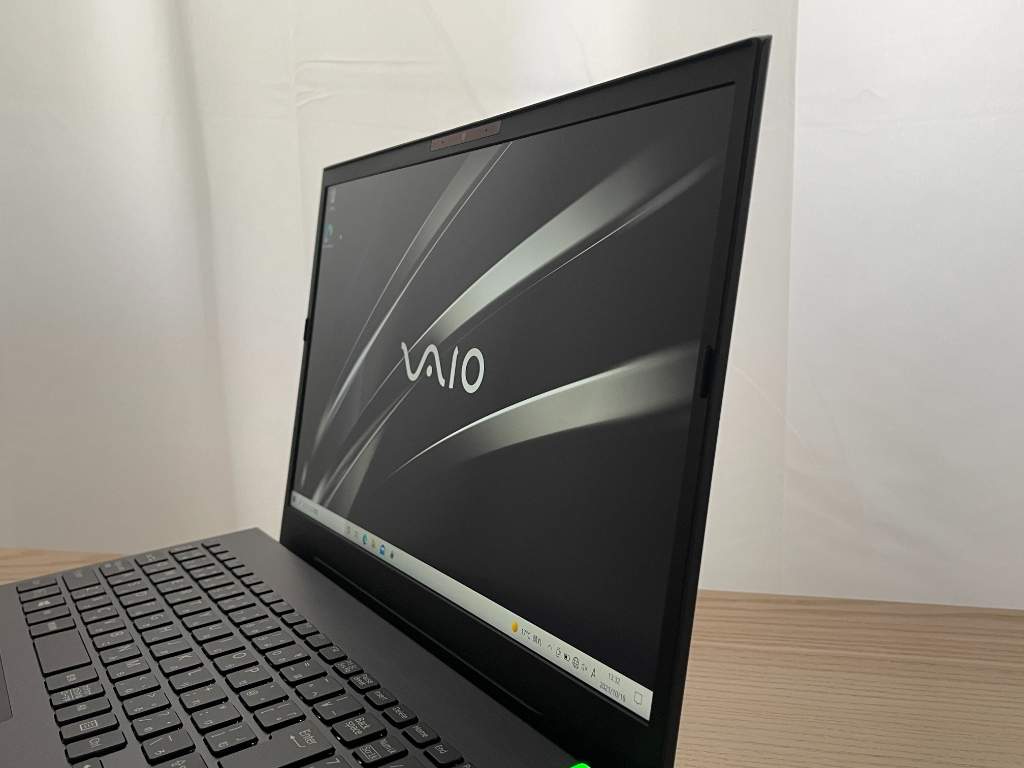 Windowsノート本体 VAIO S15 VJS1558 ALL BLACK EDITION VAIO S15 ALL BLACK EDITION 圧倒的な『黒』、圧倒的な