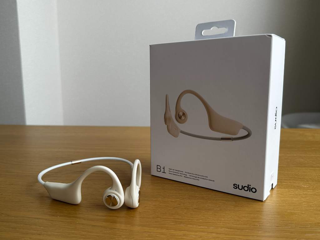 Sudio B1 レビュー】明るくクリアなサウンド！北欧デザインの骨伝導