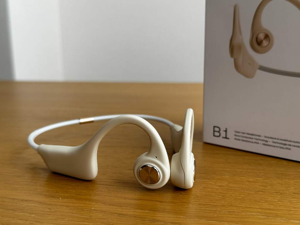 骨伝導イヤホン B1 ベージュ SUDIO ワイヤレス イヤホン B1 サンド ベージュ 骨伝導 オープンイヤー