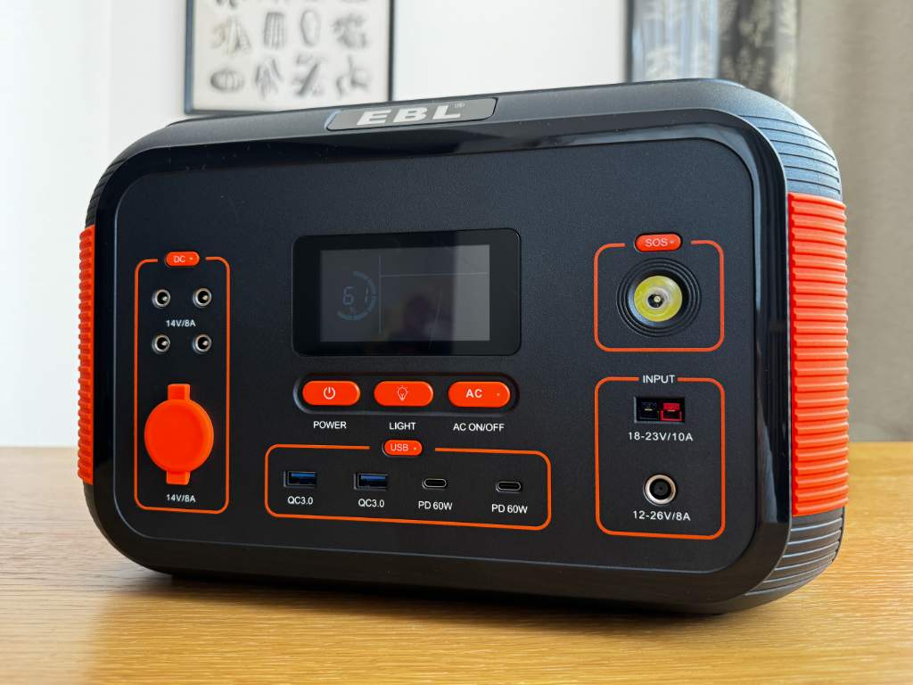 EBL P1000 Plus レビュー】1000W出力！防災用にキャンプにおすすめの