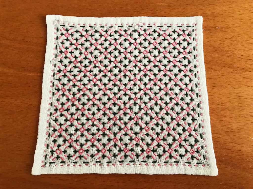Seriaのミニ花ふきんで好きな模様探し 十字花刺し Korentoの日々の手仕事ノート