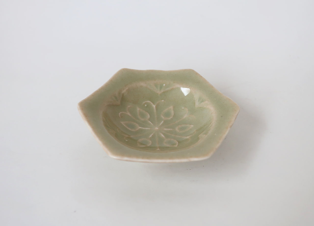 超歓迎された おまとめ 小皿と骨董の器 作家物 花心 花皿 【ご成約】斉藤幸代 - 食器