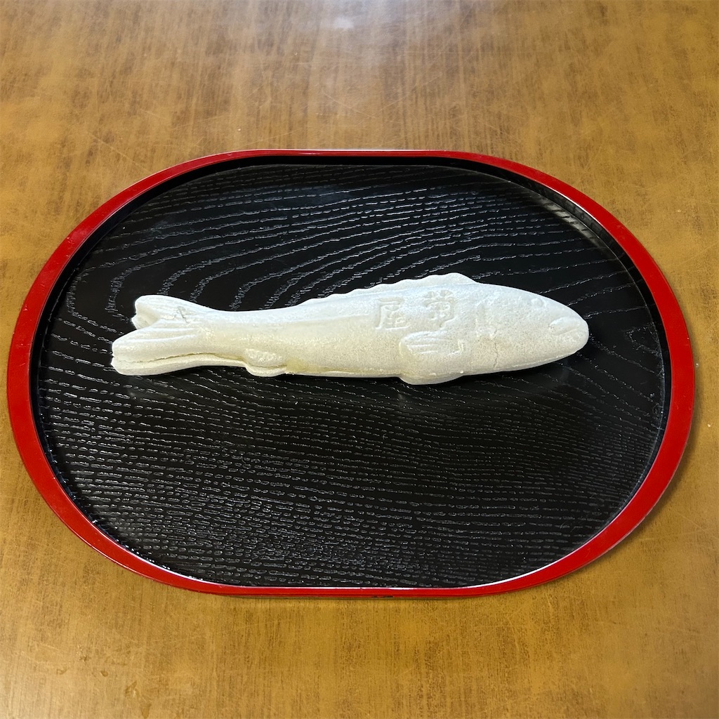 江戸時代から続く老舗和菓子店「菊屋政房」の『鮎もなか』 - 平日