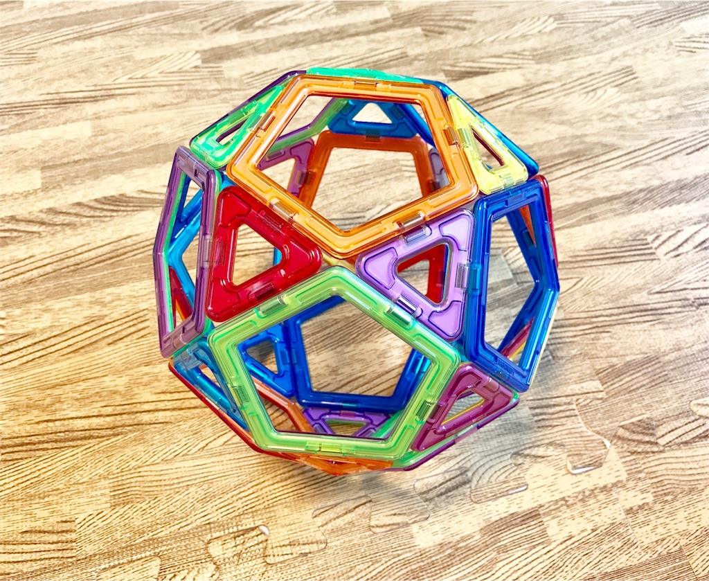誕生日に「マグフォーマー」を！プレゼントにおすすめ磁石の