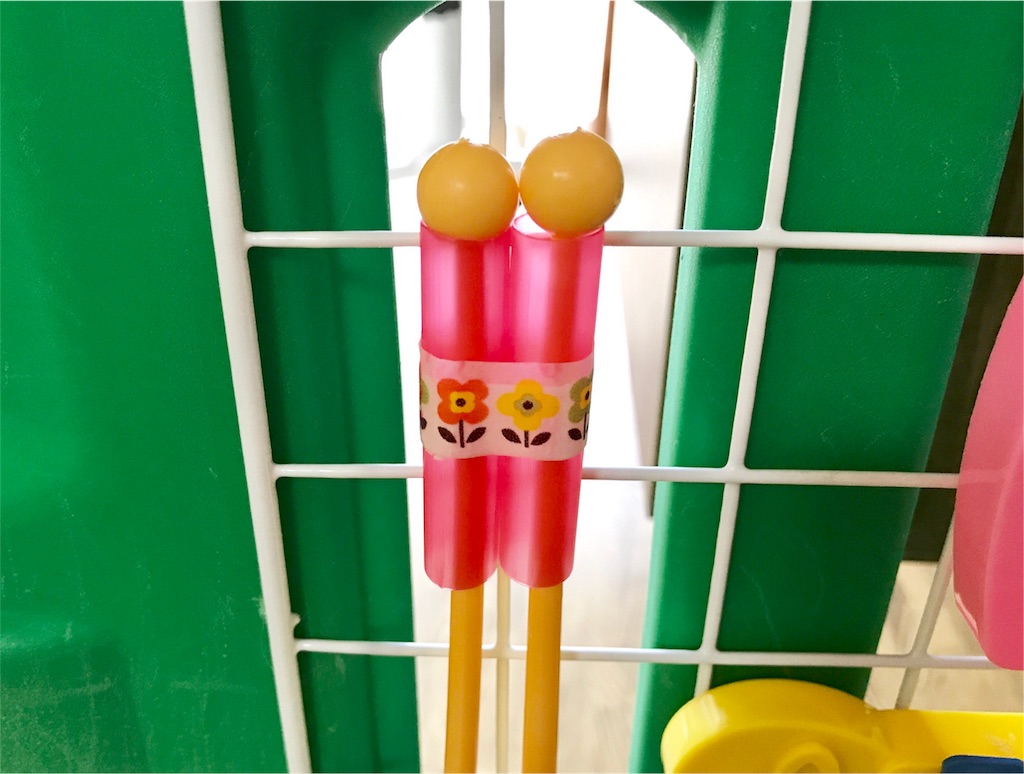 100均楽器で音遊び 子供が喜ぶ手作りおもちゃ 壁面楽器隊 ゆっくり歩いていこう