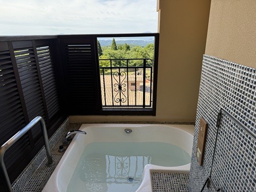 LA VISTA Room  No-7