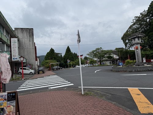 Approach to Kirishima Shrine  No-1
