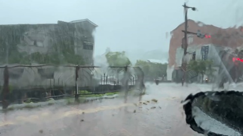 heavy rain  No-2