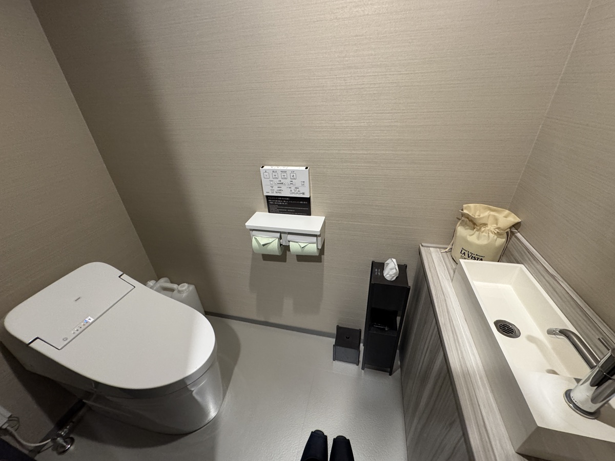 LA VISTA Room  No-6