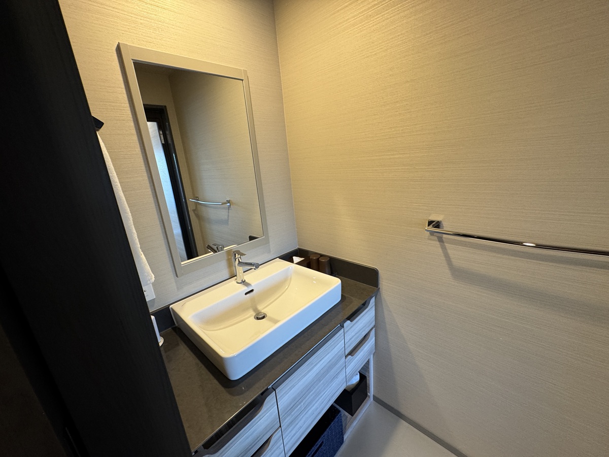 LA VISTA Room  No-7