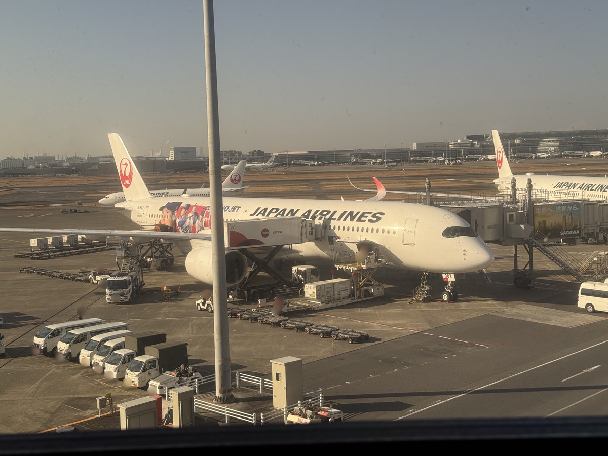 JAL Diamond Premier Lounge   No-2