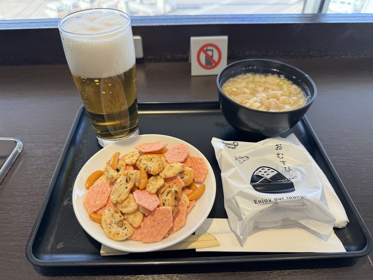 JAL Diamond Premier Lounge   No-7
