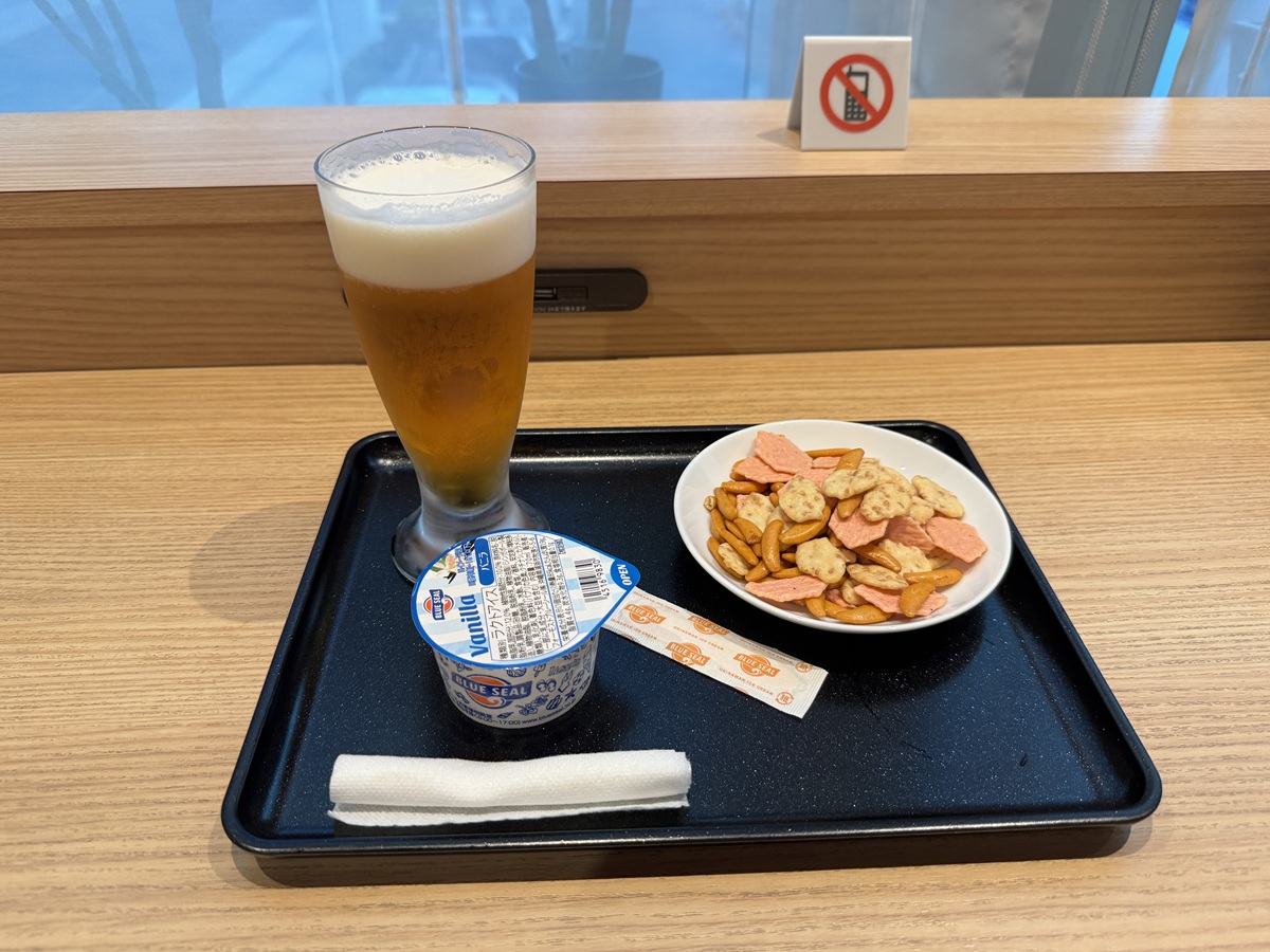 JAL Diamond Premier Lounge