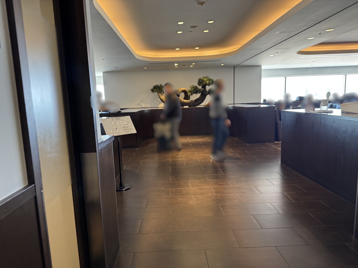 JAL Diamond Premier Lounge  No-1