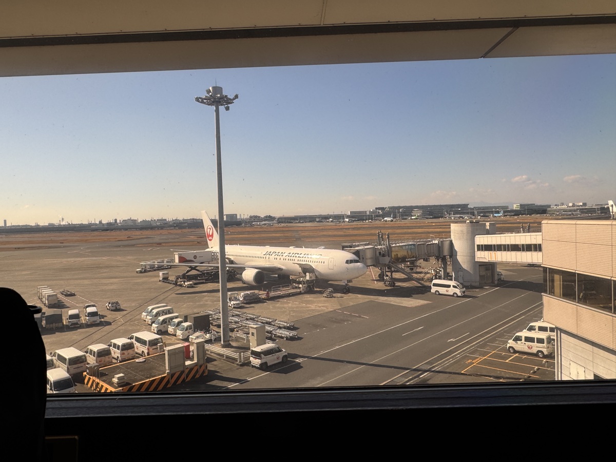 JAL Diamond Premier Lounge  No-2