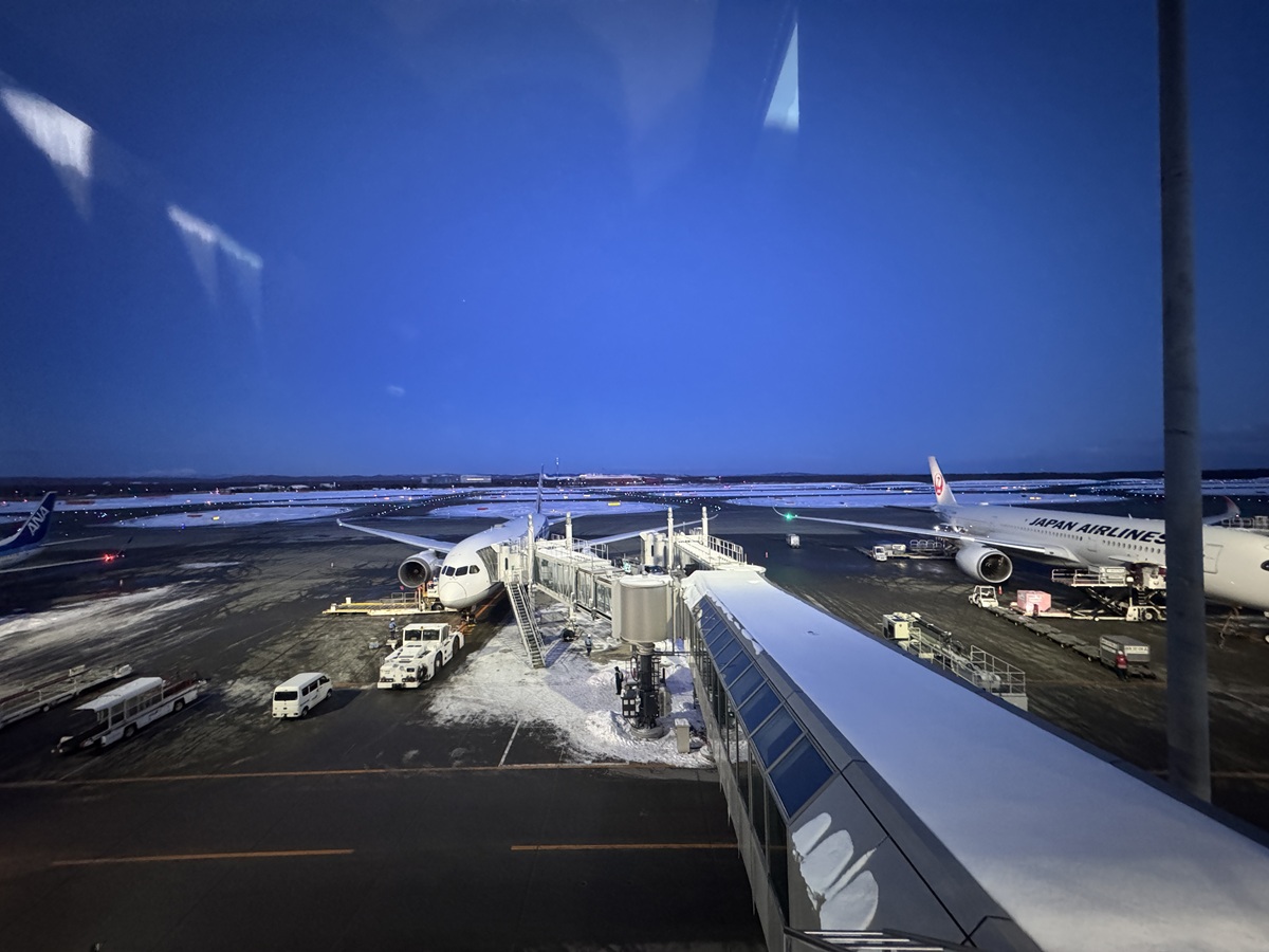 New Chitose Airport  No-8