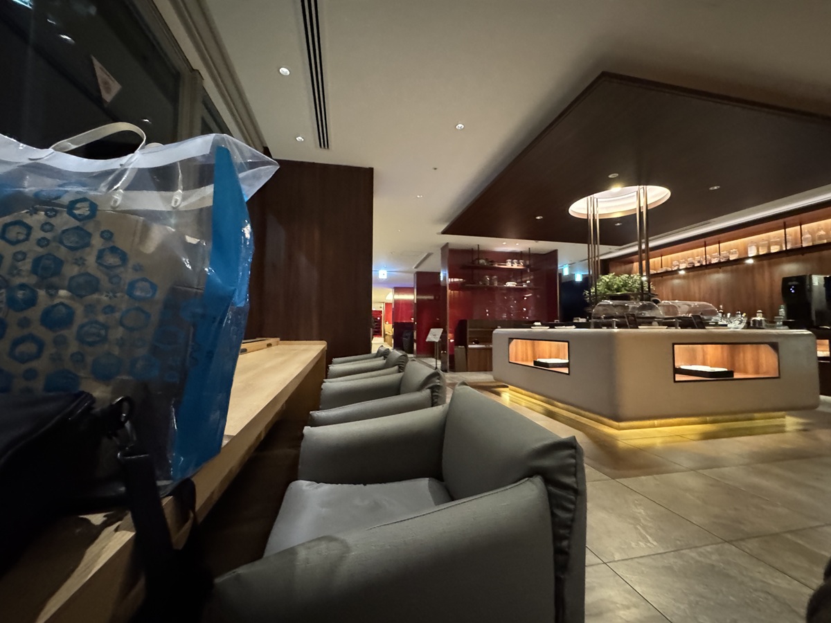 JAL Diamond Premier Lounge  No-2
