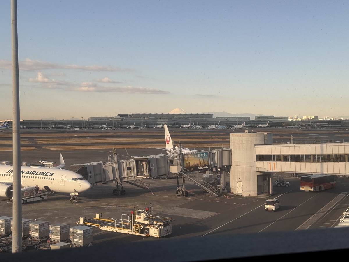 JAL Diamond Premier Lounge No-2
