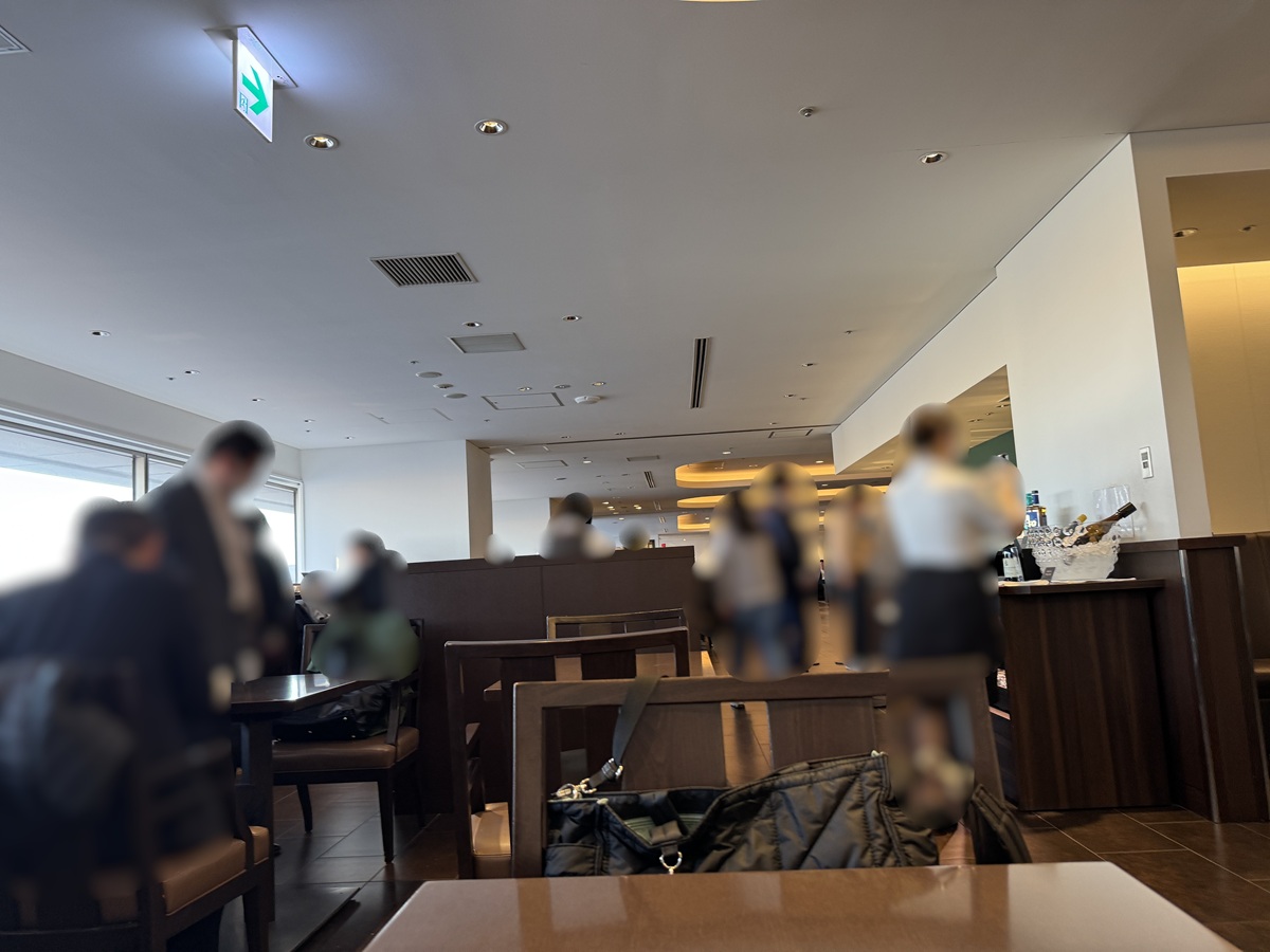Diamond Premier Lounge   No-2