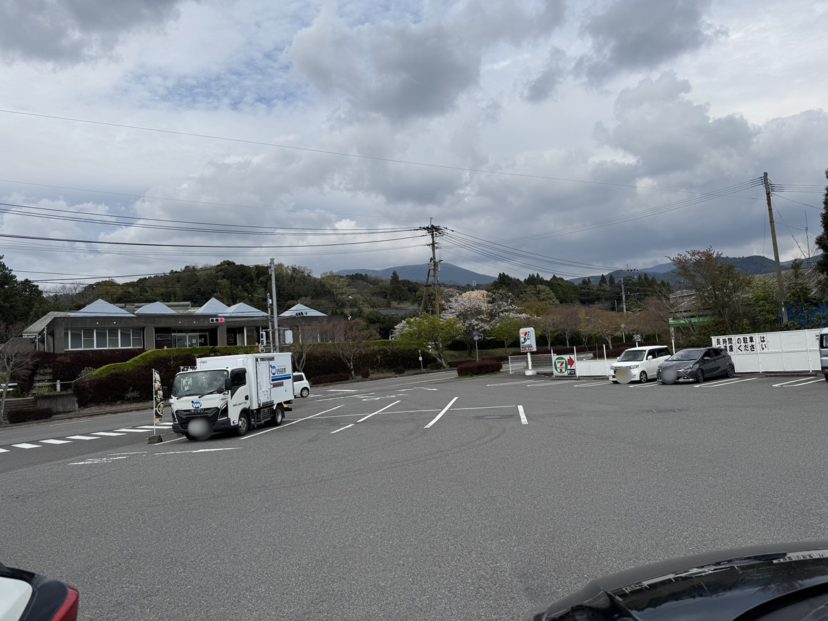 7-Eleven   No-2