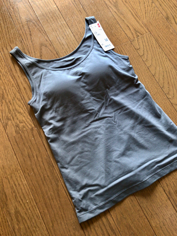 ユニクロ　コットンブラタンクトップ