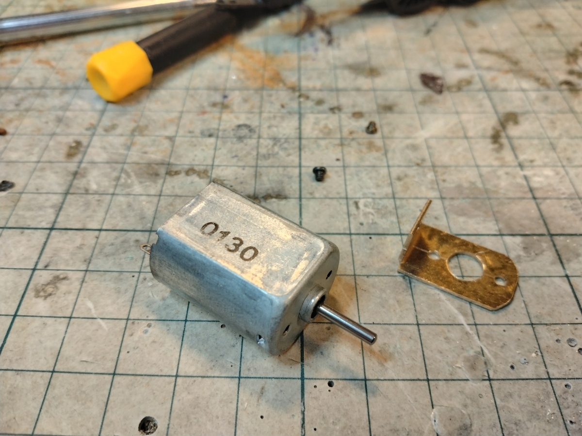 カツミSLシリーズC51の改造・簡単な動輪集電 - お安く気軽にゆる