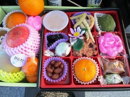 法界折とは？手作りのコツを紹介、津軽のお盆に欠かせません! - つがる