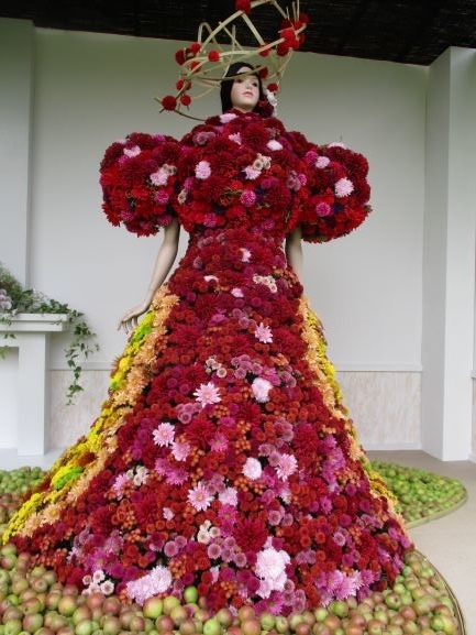 りんご姫・菊人形