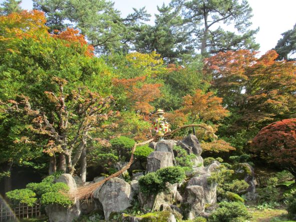 弘前城菊と紅葉まつり