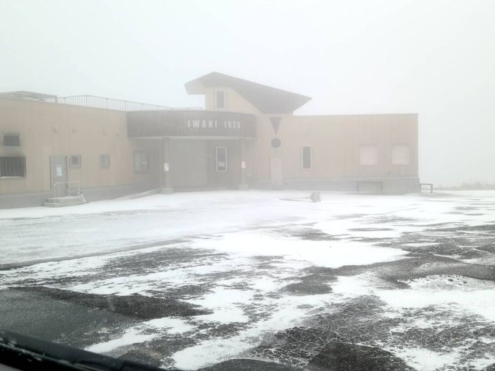 岩木山の初冠雪