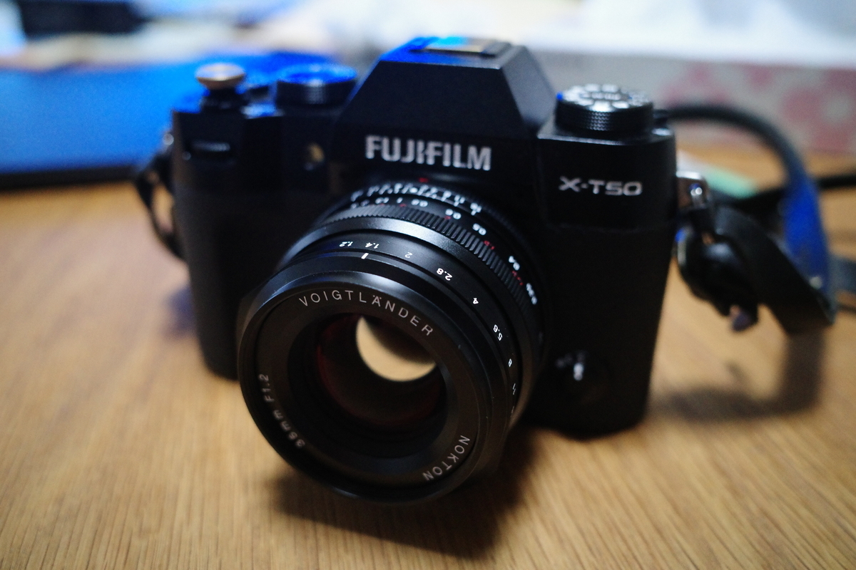 Voigtlander NOKTON 35mm F1.2購入 - ジッと手をみる日記