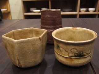 池西剛先生の徳利。 池西剛先生の徳利。 池西剛黒作品展 |