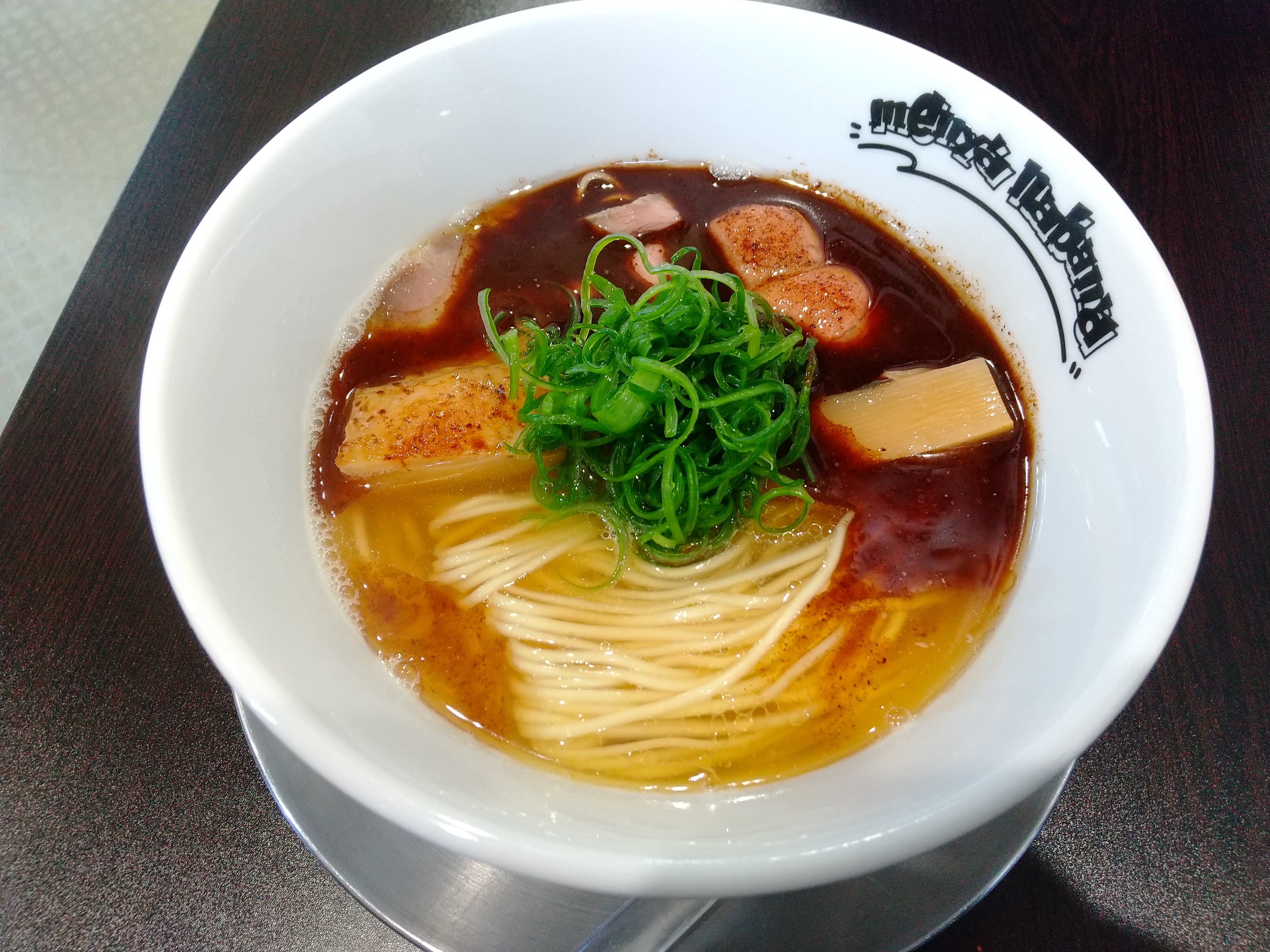 菊川市の豊富なメニューの人気店♪『menya 787(麺屋 菜花奈)なばな