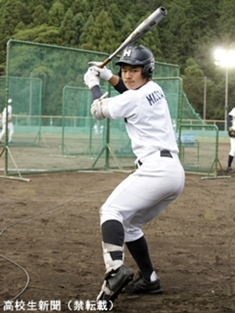 甲子園100勝の龍谷大平安野球部が忘れぬ悔しさ 帽子の裏に「俺のせいで