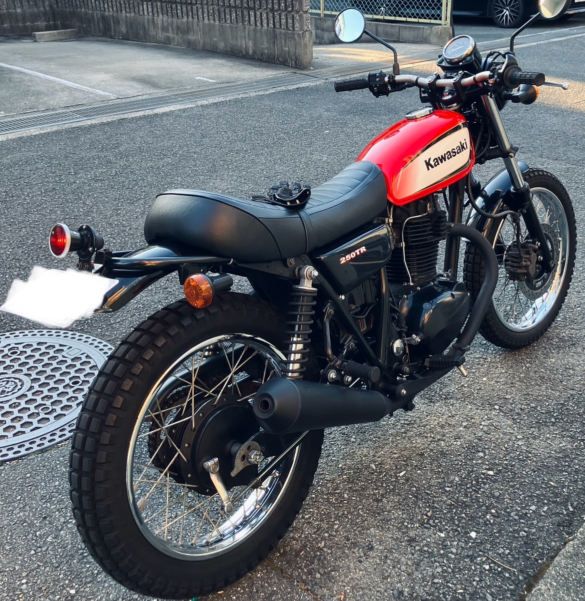 kawasaki 250TRはダサくない!…〇〇さえカスタムすれば。 - 考砂ブログ kawasaki 250TRはダサくない!…〇〇さえカスタムすれば。 - 考砂ブログ