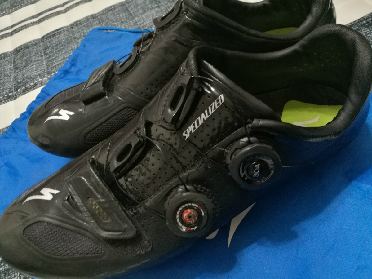Specialized s-works Road シューズのBoaダイヤルの交換をしま Specialized s-works Road シューズのBoaダイヤルの交換をしま