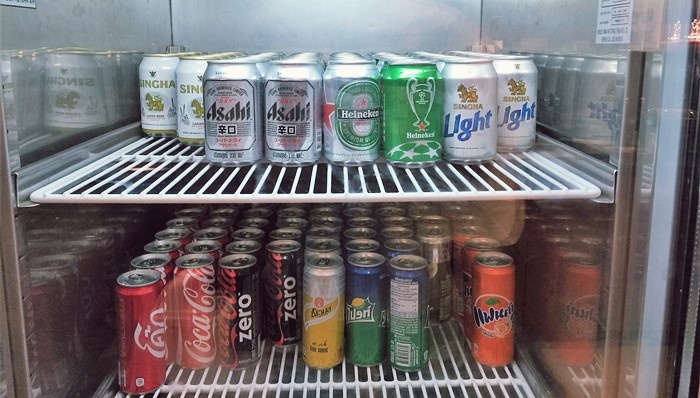ビールとソフトドリンク ビールとソフトドリンク