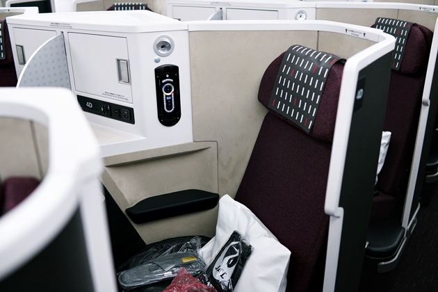 JAL SKY SUITEⅢのシート